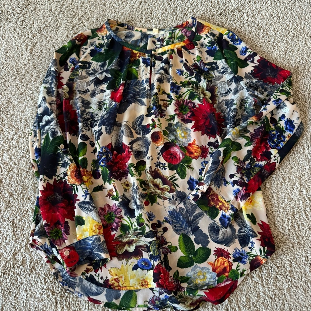 Floral long sleeve blouse